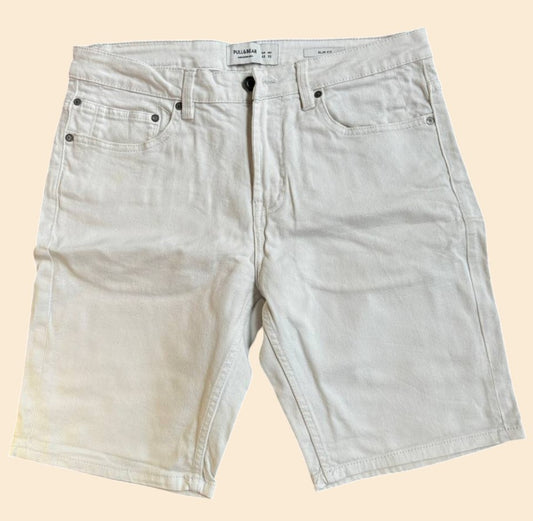 UNIQLO MEN'S SLIM FIT WHITE BERMUDAS