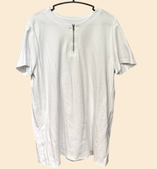 MEN'S ZIPPED WHITE TEE